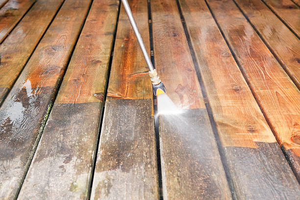 Best Pool Deck Cleaning  in Summit, NJ